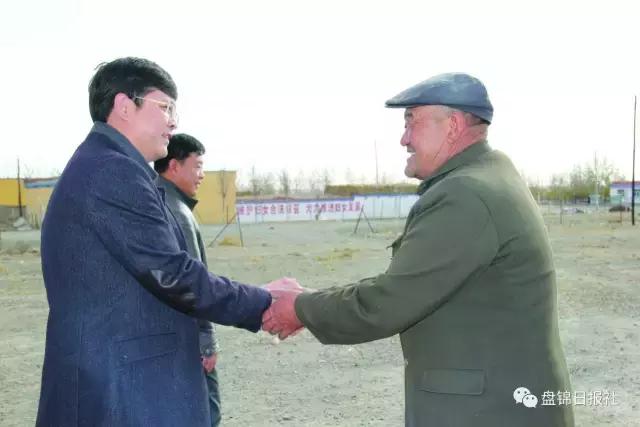 茫茫戈壁滩荒凉至极,一次援疆梦一生援疆情