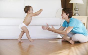 小孩的x型腿怎么纠正,小孩x型腿矫正正确方法