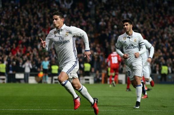 皇马最新阵容以及替补,皇马半场3球落后