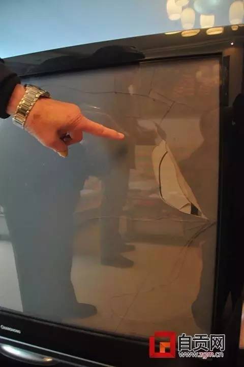 电视突然“炸”了！自贡老汉非要找出原因，竟不是为了追责和索赔……