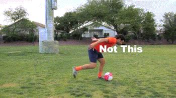 维维足球射门教程,维维足球怎么接半高球