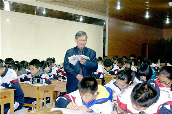 东坡区教育局着力办人民满意教育,基础教育高质量发展示范区