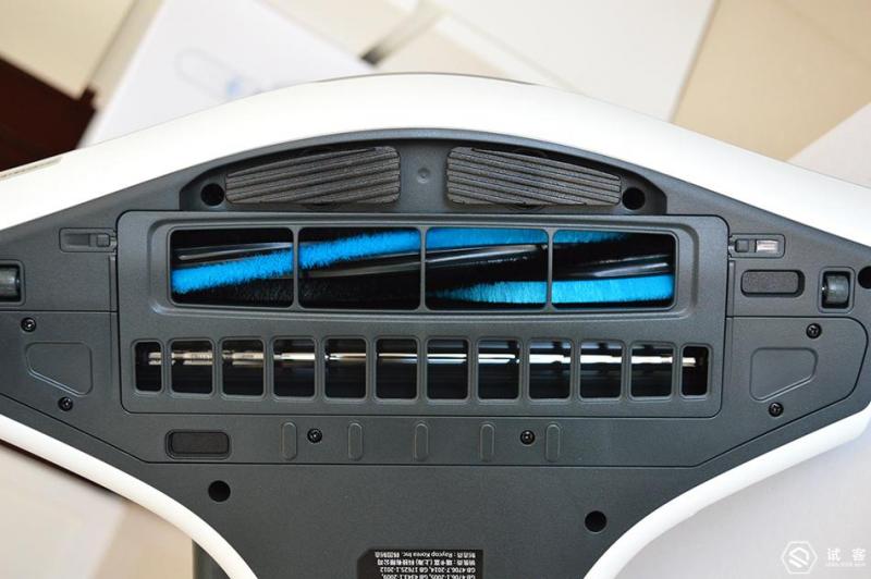 戴森床上吸尘器清洗,清洁床吸尘器