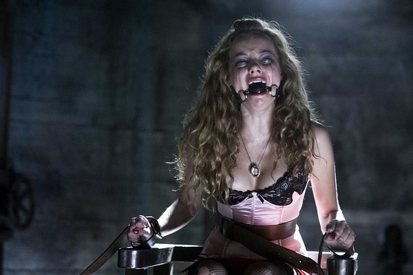 旅行都是愉快的？10部致命的“恐怖遭遇”刺激惊险！