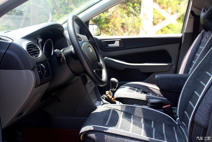 福克斯1.8l手动驾驶体验,经典福克斯1.8用车感受