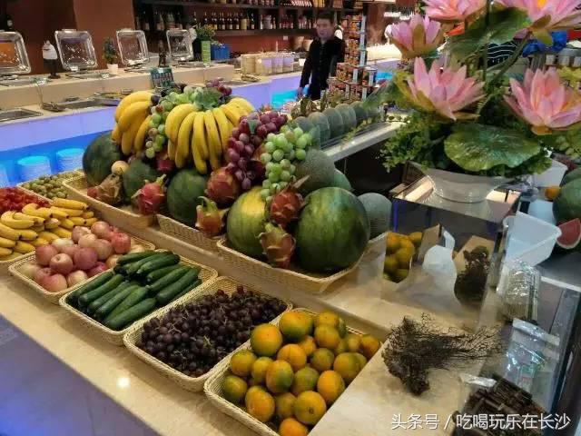 在长沙吃顿烧烤200元够吗,长沙去吃湘菜吃到饱大概多少钱