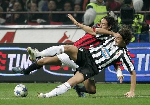 盘点足球史上最伟大的十位中场,史上最伟大的足球视频