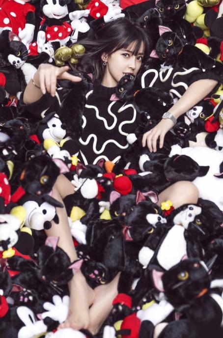 盘点撞衫好看与不好看,2017那些撞衫的明星