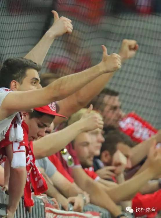 伯纳乌球场和安联球场,安联球场附近的球场