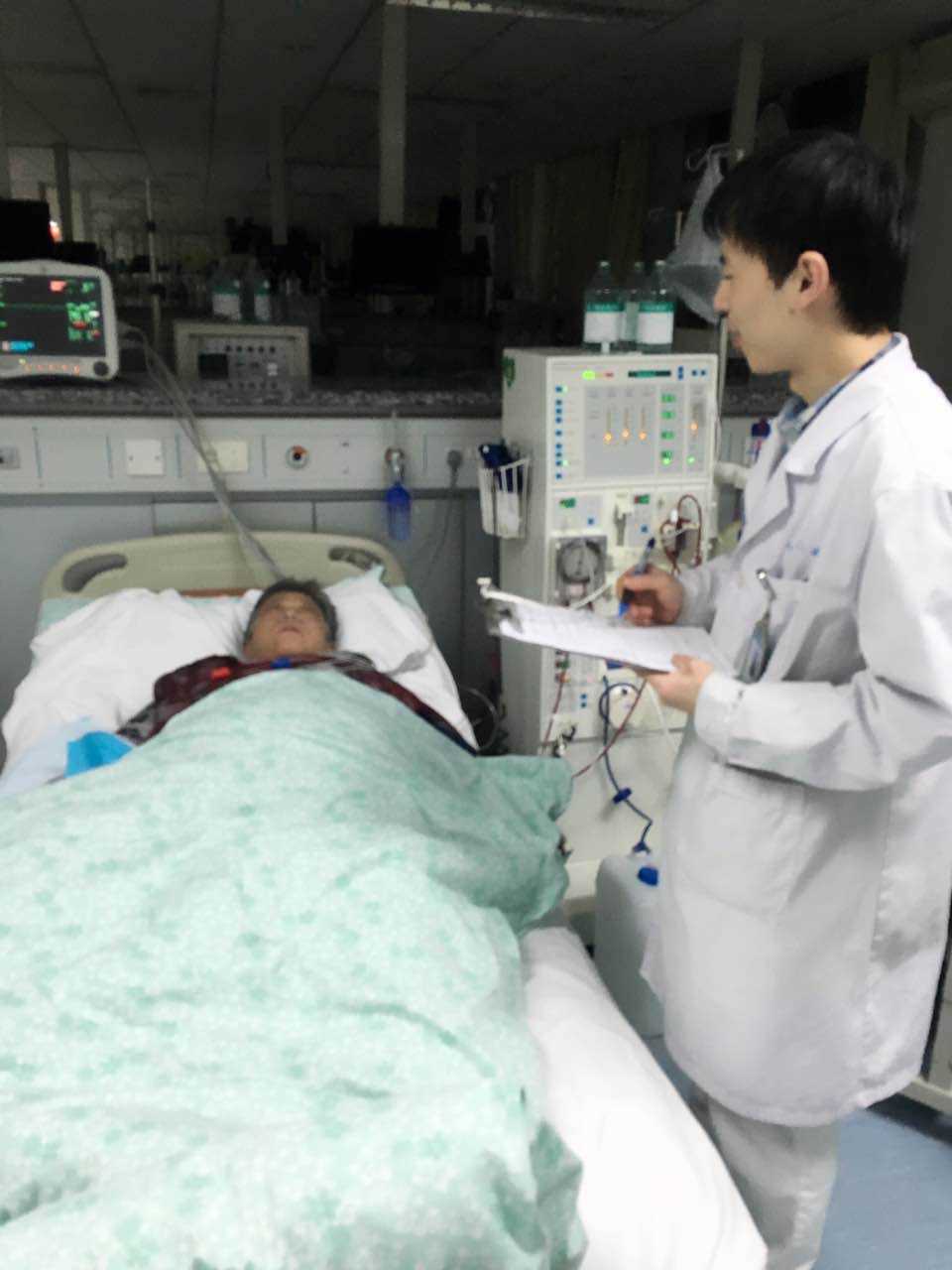 解放军306医院除夕之夜倒计时与正计时