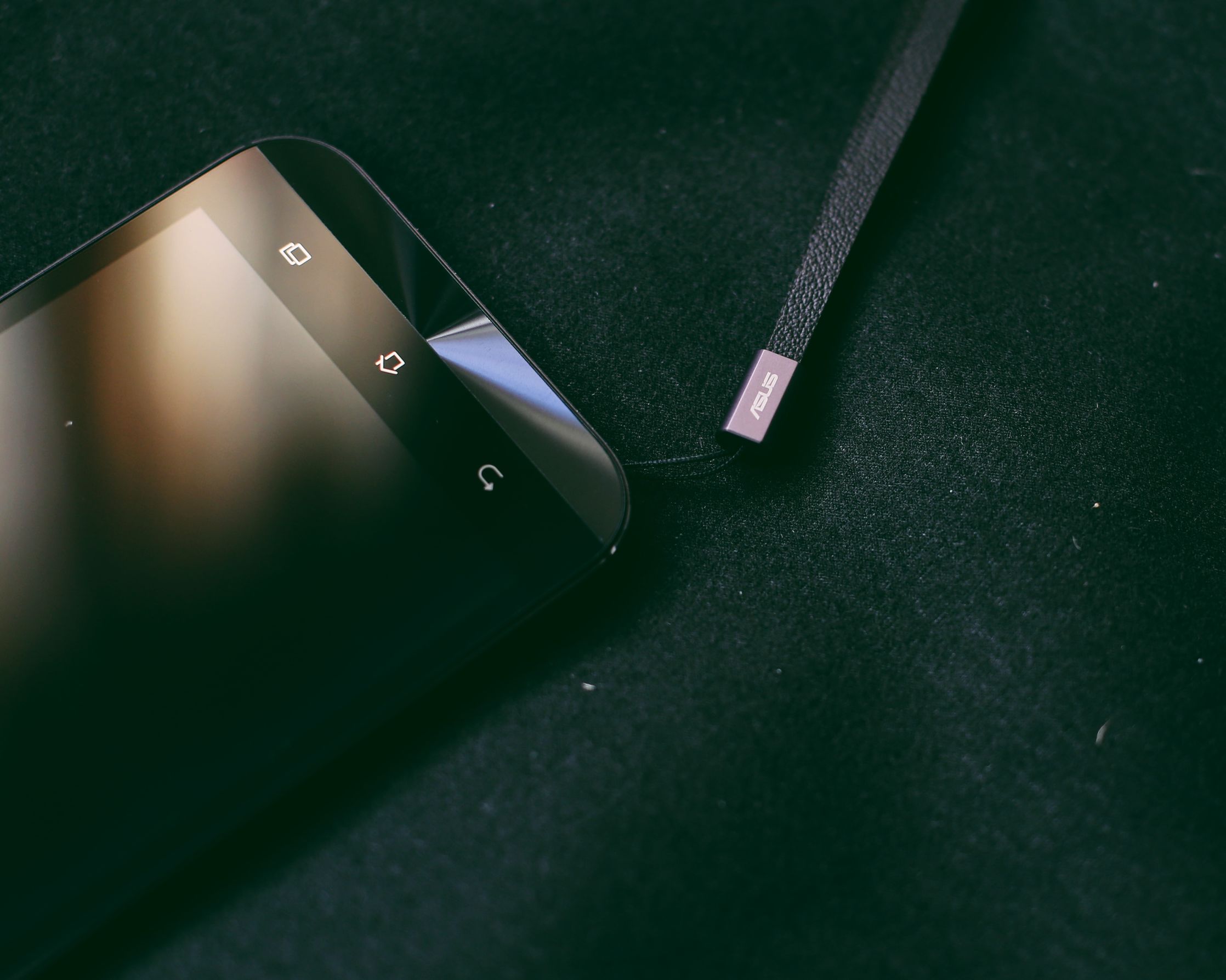 华硕zenfone4zoom,华硕zenfone3鹰眼版