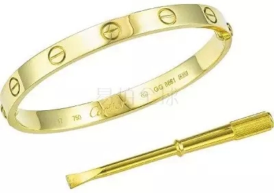 女人赌气买了奢侈品后，男人明白了一个道理。。。