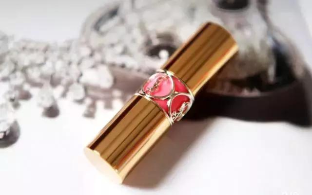 心机裸妆骗过直男伪素颜 (低至40元学生党素颜口红骗过直男)