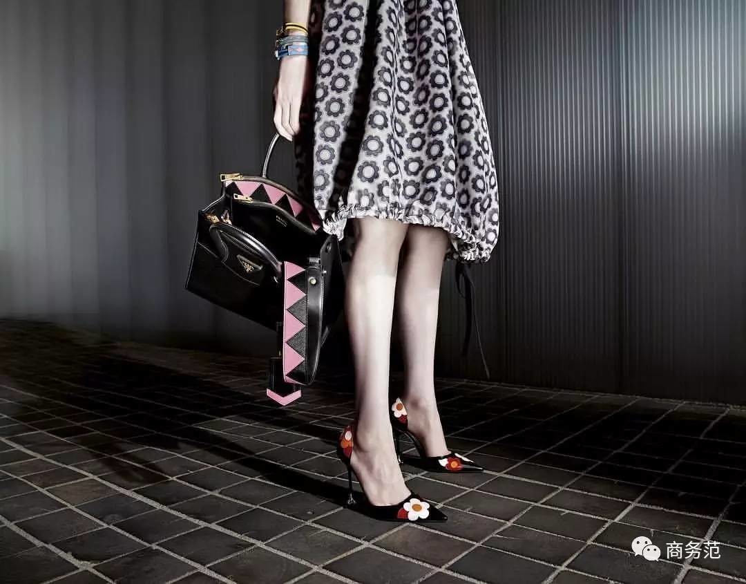 中国有钱女人最想买奢侈品top10，你买了几个？