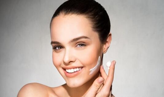 冬天敷面膜太冻了怎么办,冬天敷面膜后脸发红发烫