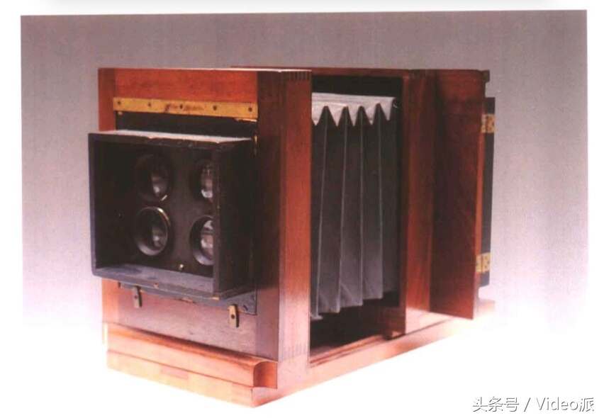 一台相机同时最多可以配多少个镜头?答案是最少十二个!