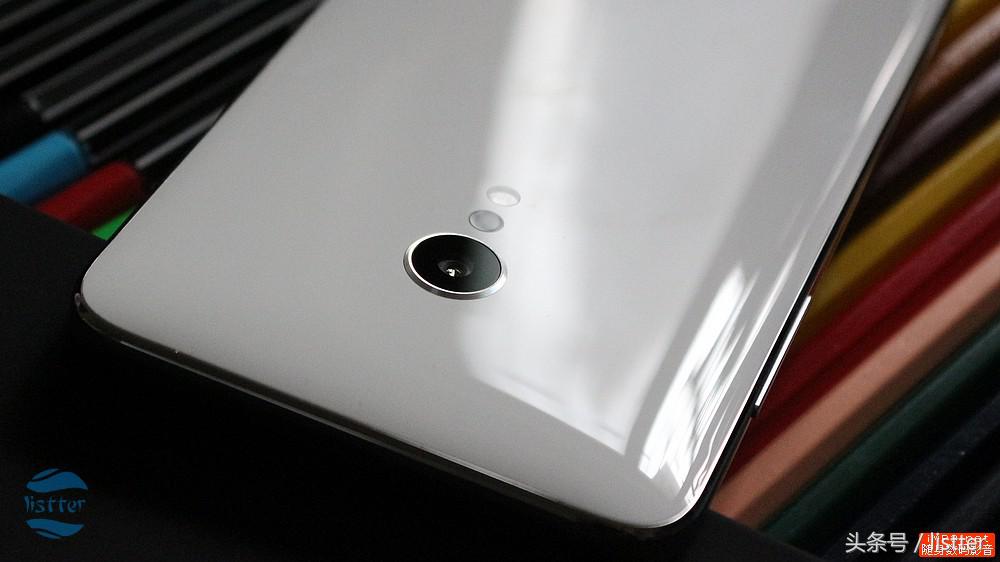 为信仰充值究竟值不值?看镜面不锈钢版锤子M1L测评