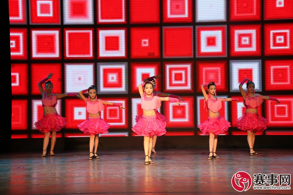 赛事网春晚录制圆满结束，正月初一至初三请锁定福建教育电视台