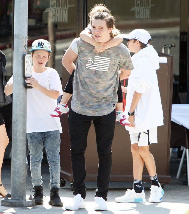 贾乃亮霍建华关系,霍建华老干部工作