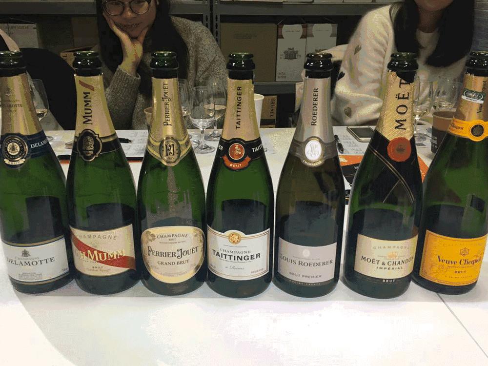 香槟几千块的有哪几种,香槟为什么可以浪费