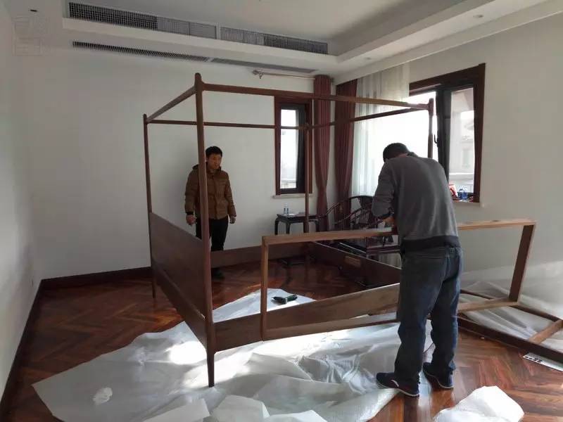 青岛实木定制床,珠海定制简约实木床