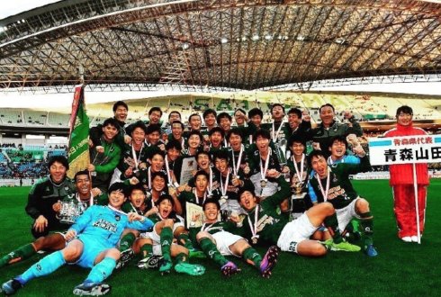 读“董”足球184期连载二：日本高中足球如此美妙，我们差在哪