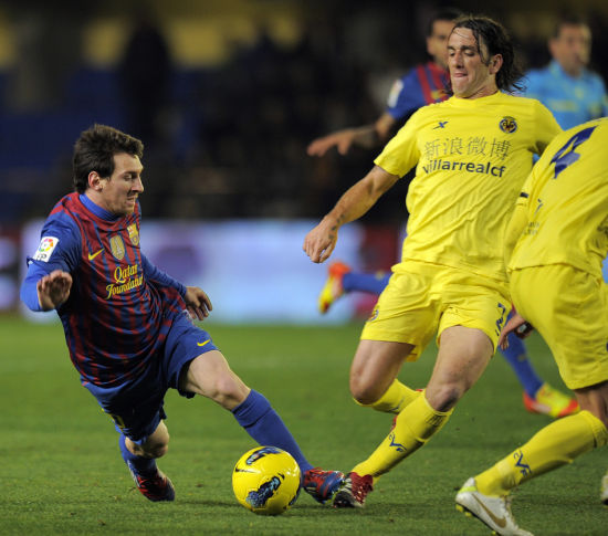 曼联球衣胸前赞助商品牌2024,中国品牌赞助的足球队胸前广告