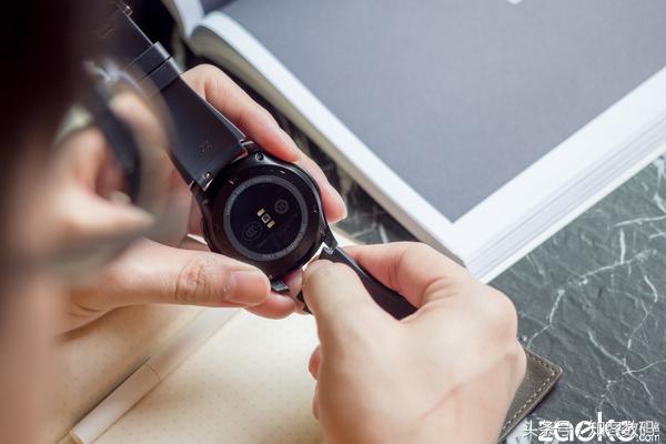 top gear第22季完美巨蛙 (三星智能手表gears3现在还可以吗)