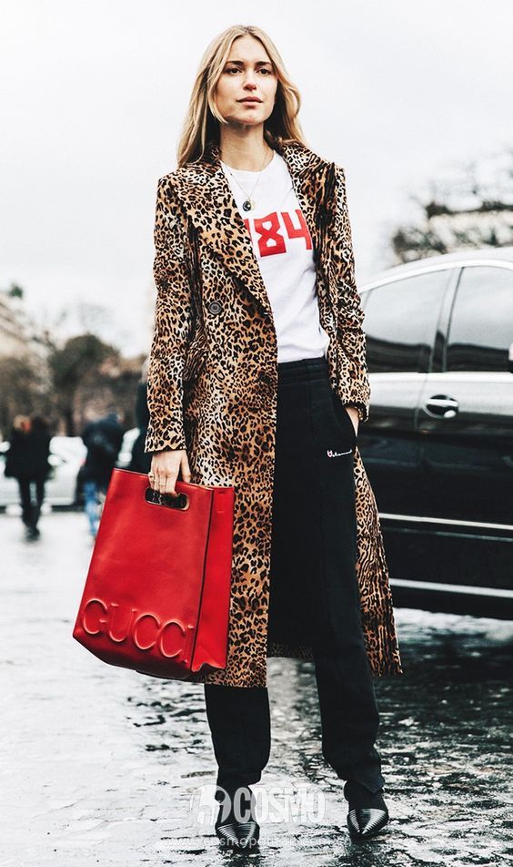 我对你大衣内搭有个建议，不知当讲不当讲