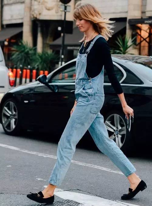 时髦穿搭跟普通穿搭,时髦起来毫不费力