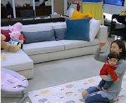 贾静雯小咘咘的照片 (贾静雯是不是给咘咘买的名牌衣服)