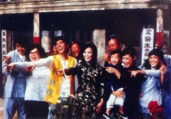 功夫中包租婆图片,功夫里面包租婆是谁