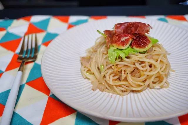浜彈姘存灉鐢樼敎,浜彈鏃犺姳鏋滃甫鏉ョ殑鐢滆湝