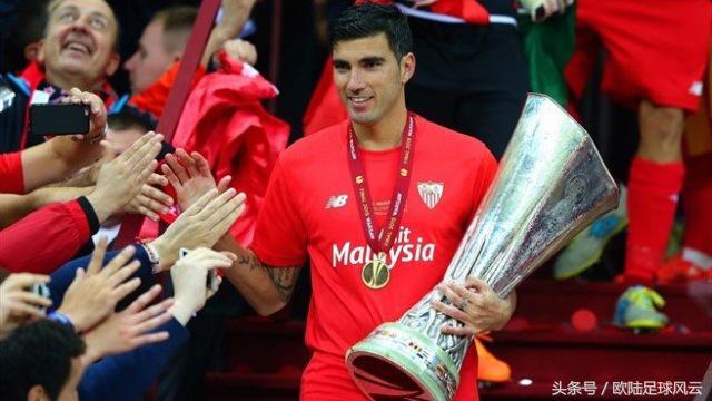 西甲第33轮皇马2比3巴萨,赛事对阵皇马刚斩巴萨锐气正盛