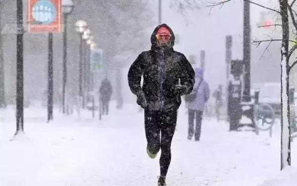 冬季零下7度跑步穿什么,各季节跑步穿搭