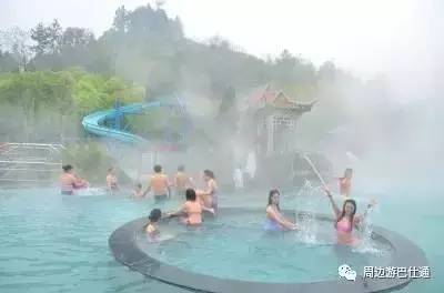 泡温泉上档次,冬天温泉真舒服