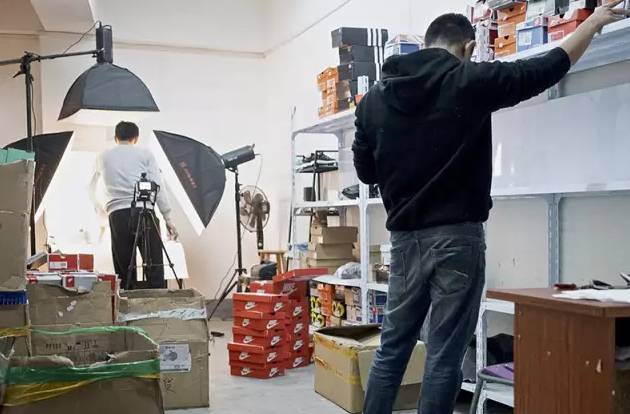 莆田nb鞋与正品鞋有区别吗,莆田nb跑鞋fuelcellv2