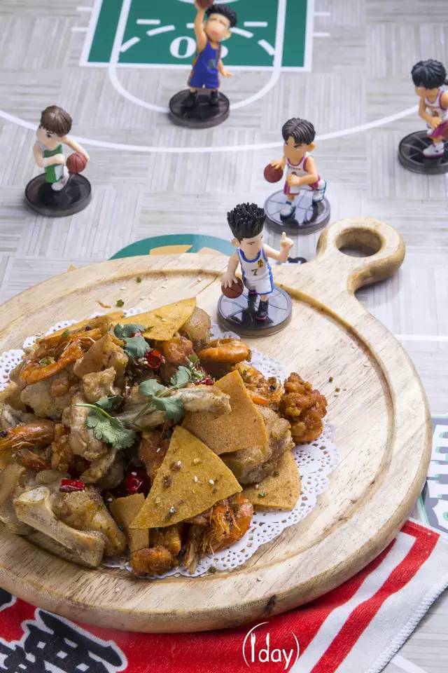 爱篮球又爱美食，南京这样的好青年篮道不迷人咩