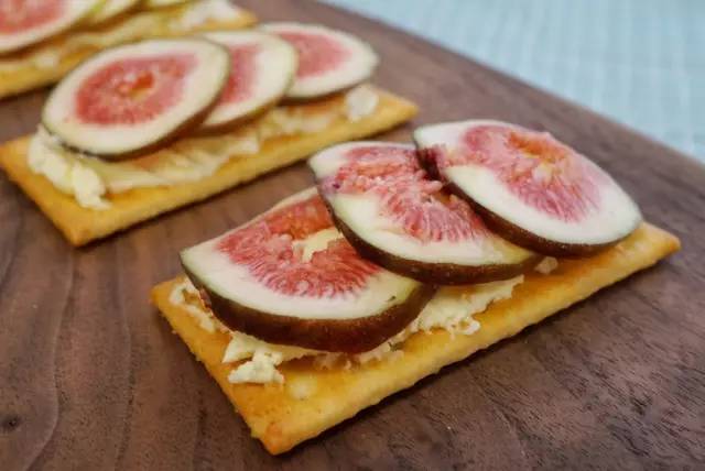 浜彈姘存灉鐢樼敎,浜彈鏃犺姳鏋滃甫鏉ョ殑鐢滆湝