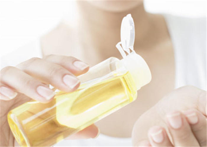 干燥时节，要从头到脚启动防干*法大**