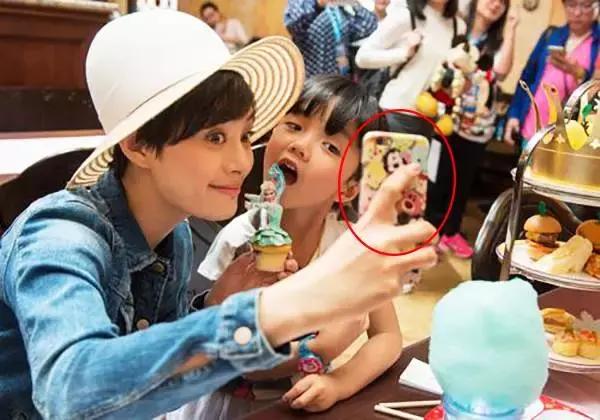 刘亦菲孙俪同款帽子,杨幂孙俪同款卫衣