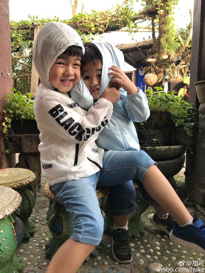 安吉考拉的视频,安吉考拉海边度假