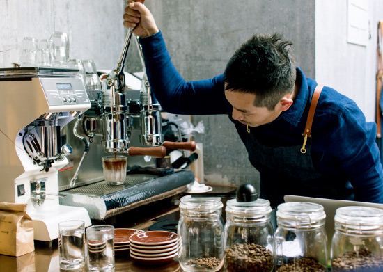 藏身咖啡厅避霾无需远行