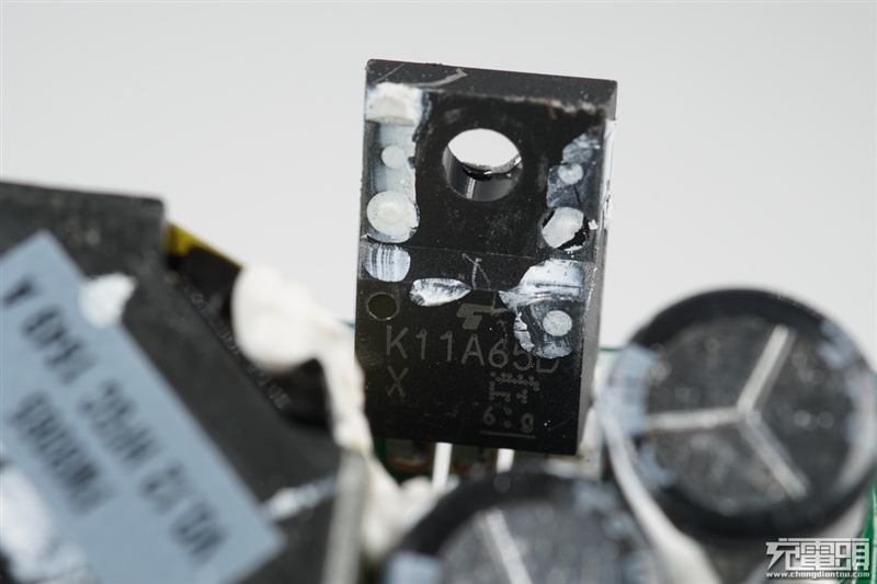 x90120w充电器拆解,9x充电头拆解视频