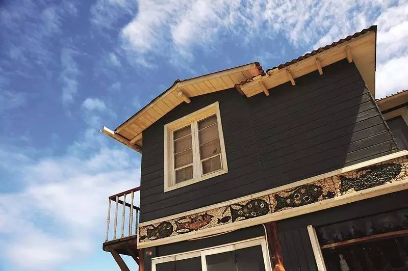 聂鲁达说，没有玩具我就没法活！那么，来看看大诗人怎么活的吧