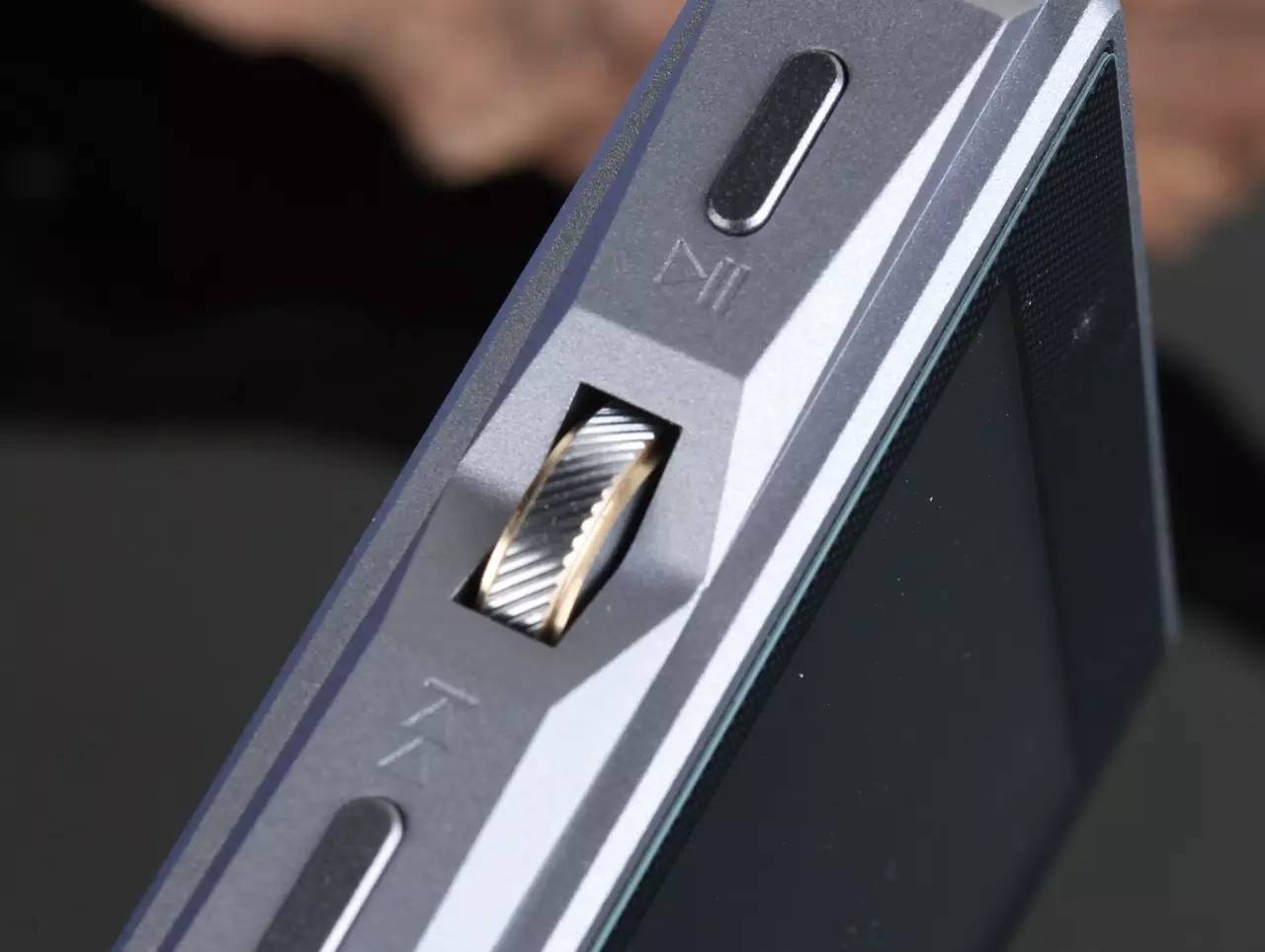 飞傲x5三代入门,飞傲x5二代与x5三代音质对比