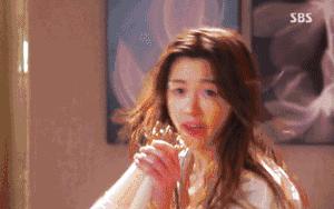 如何穿紧身皮裤,穿皮裤的正确方法视频