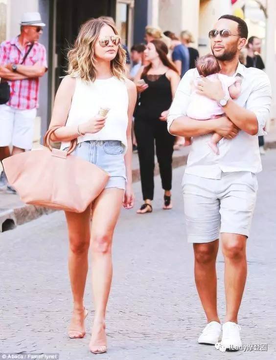 种草|您新一年的手袋余额已经不足,请及时充值!