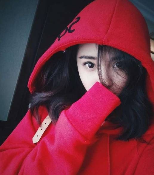 刘涛率五美和杨幂、关晓彤比美？贾乃亮穿工作服？实力教学红衣服的吓人72招式！