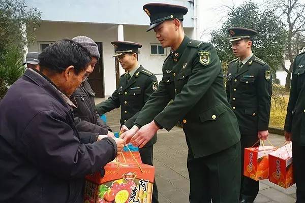军营里的专属年味儿,走进军营感受浓浓年味儿
